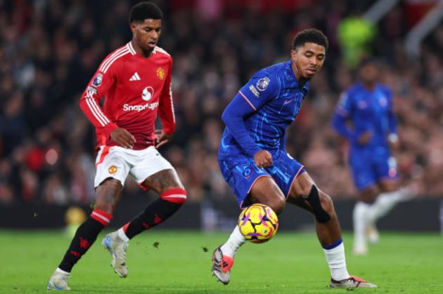 Fofana (áo xanh) là mắt xích yếu của Chelsea trước Man United.